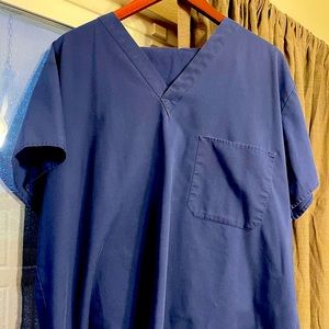 Men’s scrubs set